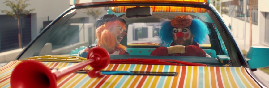 Audi shows how to avoid those clowns on the road