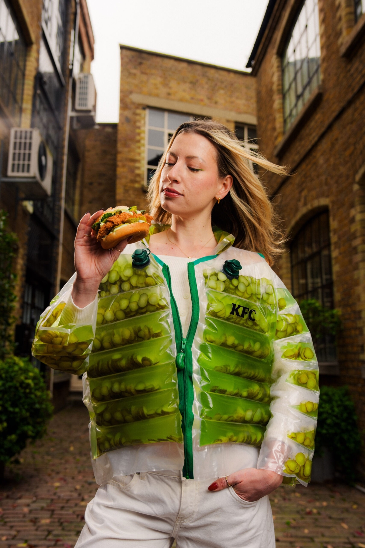 Pickle Pufferand Pickle Burger 9 scaled