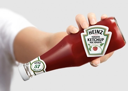 Ketchup Pour 3
