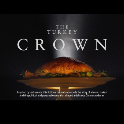 The Turkey Crown: Iceland pays homage to the Netflix series in its Christmas campaign