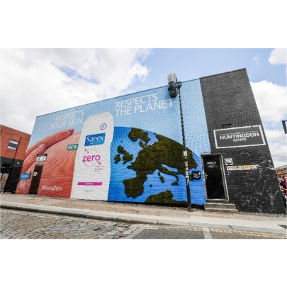 Specialist out-of-home agency Kinetic creates 'living mural' for Sanex's launch of 99% biodegradable Zero% shower gel