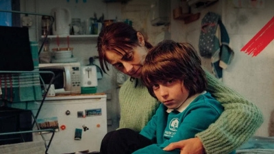 Up Next: Stunt Watch: Halloween meets Christmas