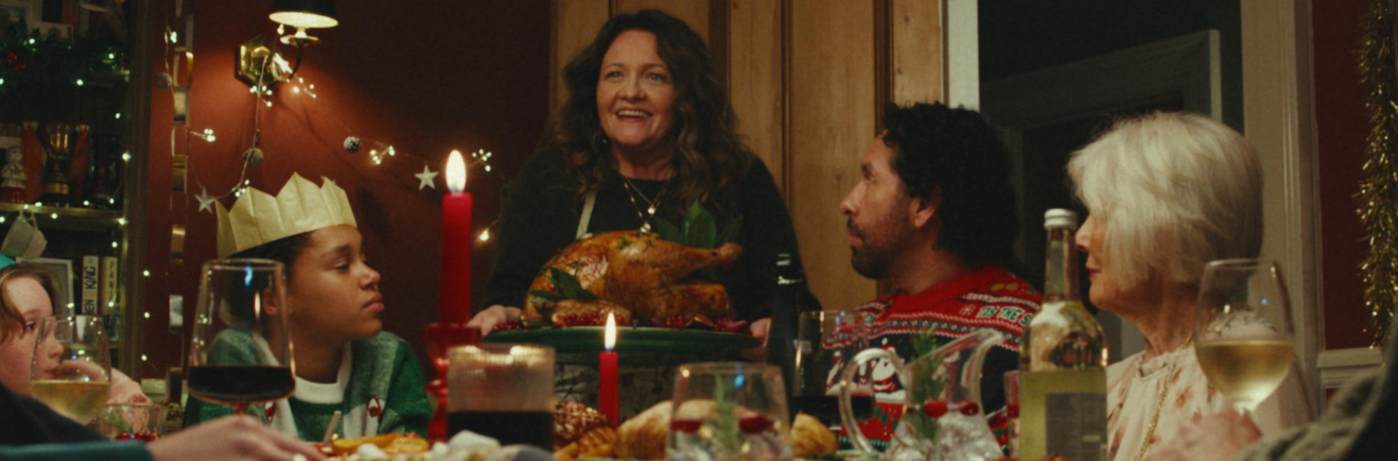 Tesco celebrates the imperfect moments of the festive season