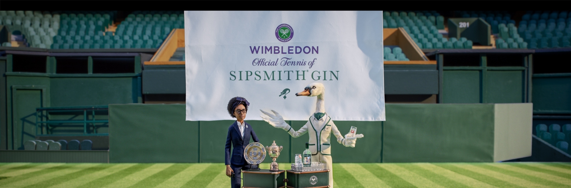 The Sipsmith swan returns in celebration of Sipsmith becoming the first official gin partner of Wimbledon